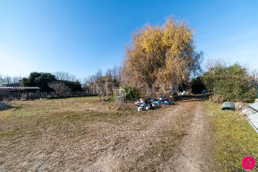 Edificabile Residenziali in vendita di 1.745 mq a €45.000 (rif. 210/2025)