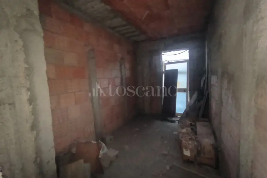 Casa Indipendente in vendita di 344 mq a €110.000 (rif. 46/2025)