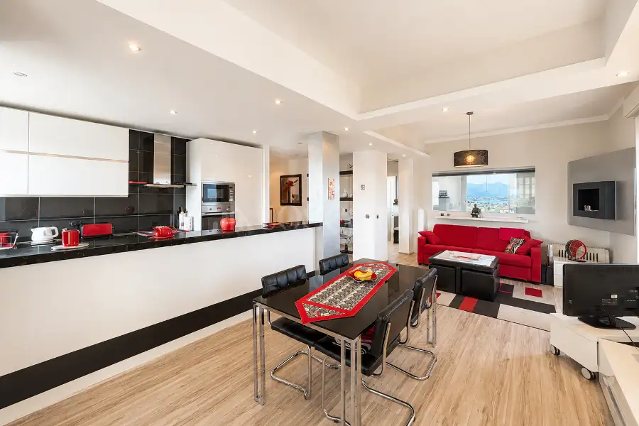 Casa in vendita di 75 mq a €295.000 (rif. 32/2026)