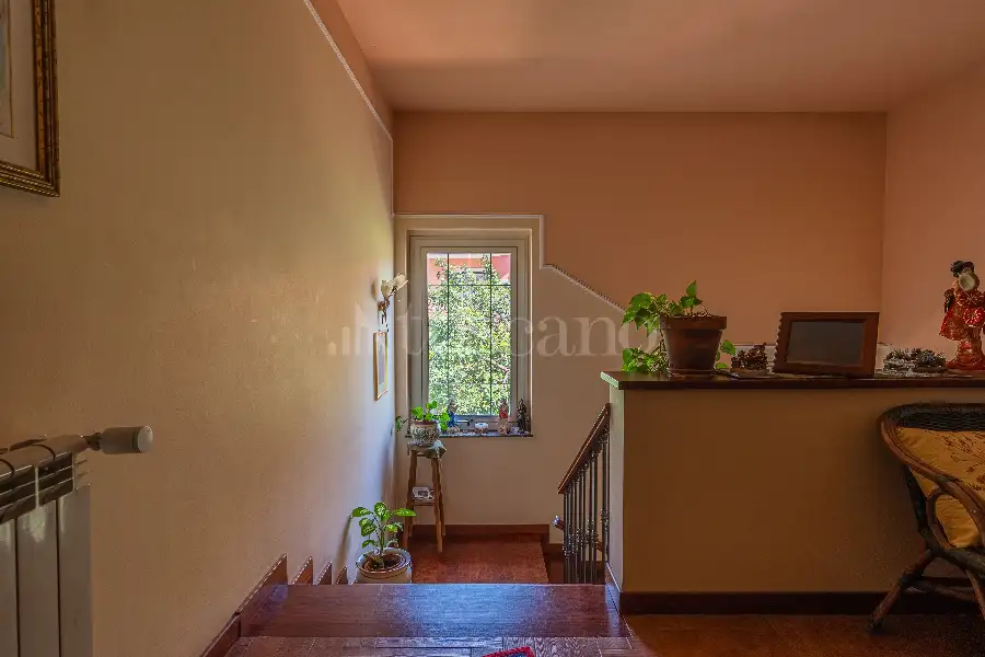 Villa in vendita di 630 mq a €785.000 (rif. 76/2026)