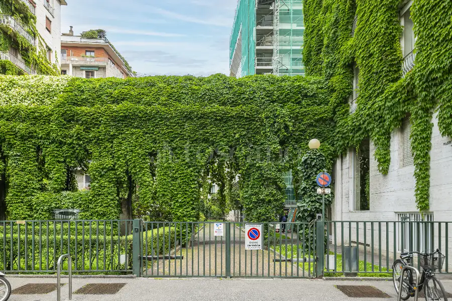 Ufficio in vendita di 200 mq a €2.300.000 (rif. 43/2026)