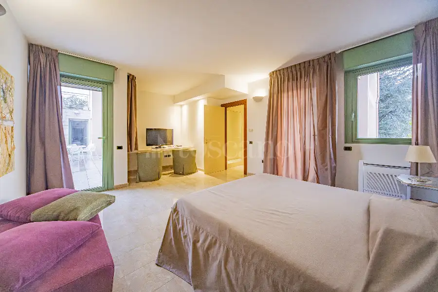 Villa in vendita di 500 mq a €990.000 (rif. 100/2025)