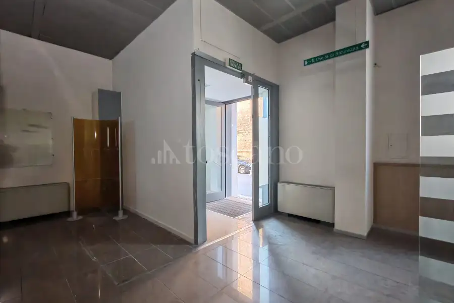 Negozio in affitto di 116 mq a €600 (rif. 7/2026)