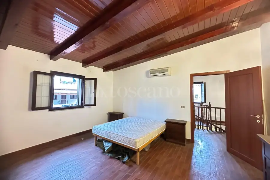Casa Indipendente in vendita di 233 mq a €199.000 (rif. 95/2025)