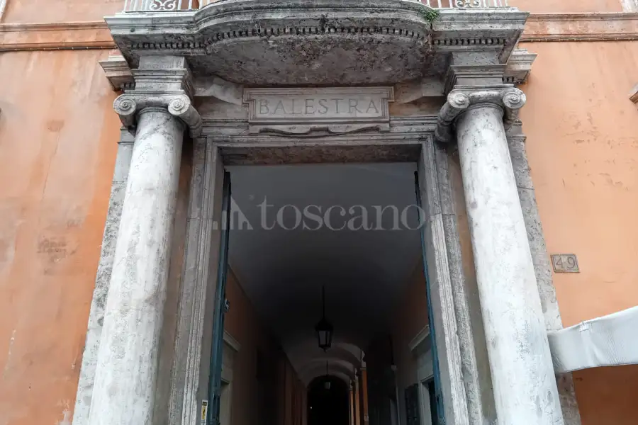 Casa in vendita di 210 mq a €1.990.000 (rif. 10/2023)
