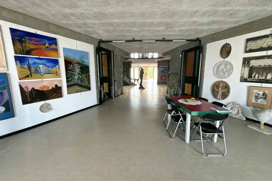 Casa in vendita di 800 mq a €879.000 (rif. 109/2024)