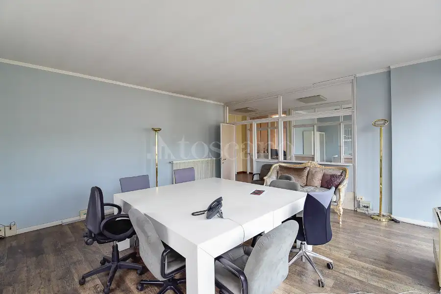 Edificabile Residenziali in vendita di 4.300 mq a €1.700.000 (rif. 32/2026)