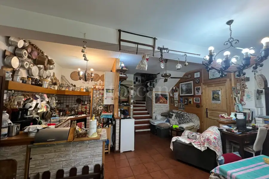 Villa Bifamiliare in vendita di 170 mq a €347.000 (rif. 22/2026)