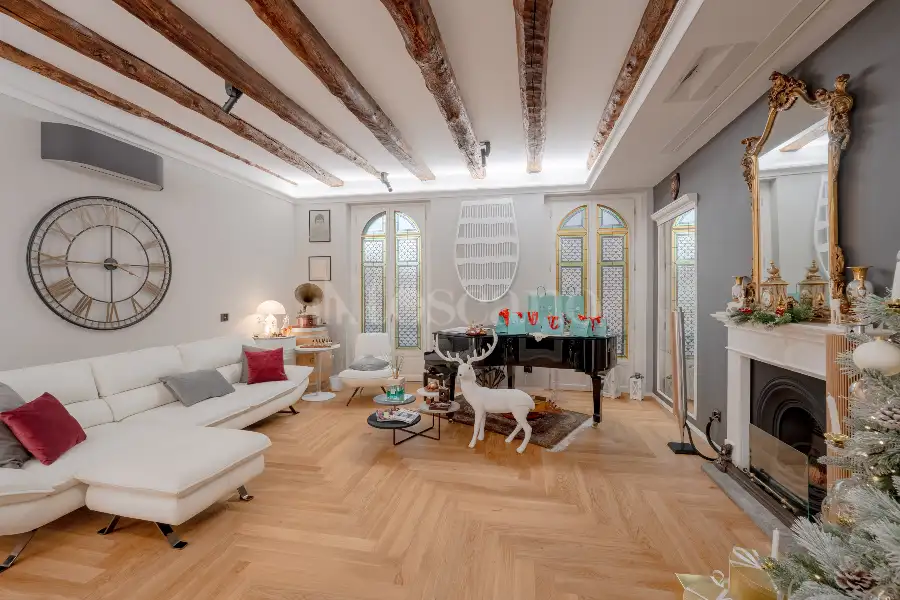 Casa in vendita di 173 mq a €995.000 (rif. 64/2025)