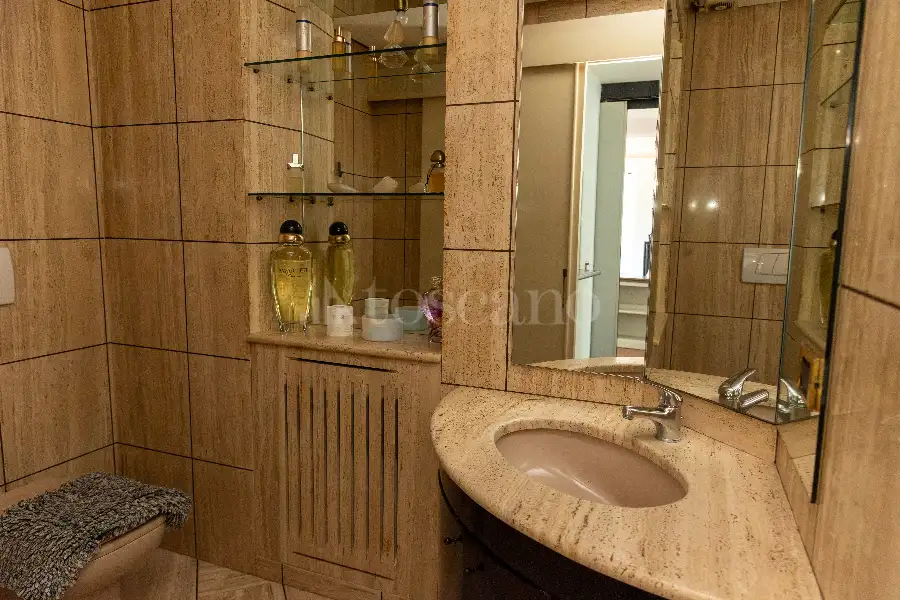 Villa in vendita di 700 mq a €580.000 (rif. 131/2025)