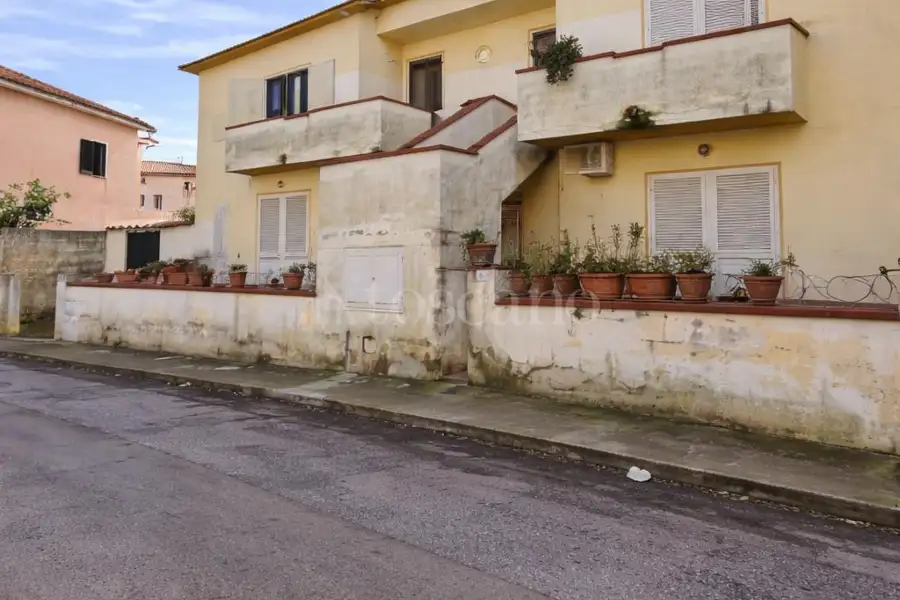 Palazzo in vendita di 280 mq a €800.000 (rif. 9/2026)