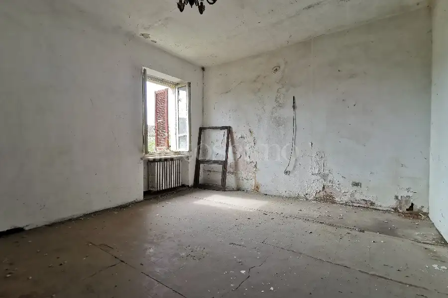 Casa Indipendente in vendita di 160 mq a €25.000 (rif. 3/2026)