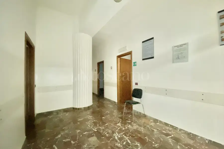 Negozio in vendita di 95 mq a €64.000 (rif. 26/2026)