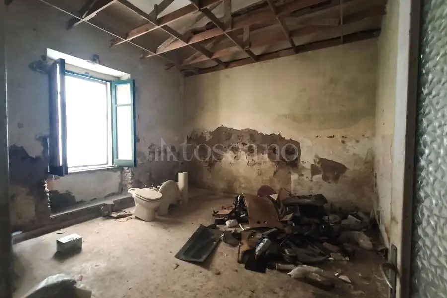 Casa in vendita di 108 mq a €48.000 (rif. 111/2026)