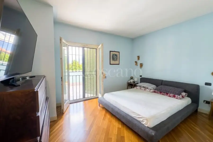 Villa in vendita di 250 mq a €710.000 (rif. 54/2026)