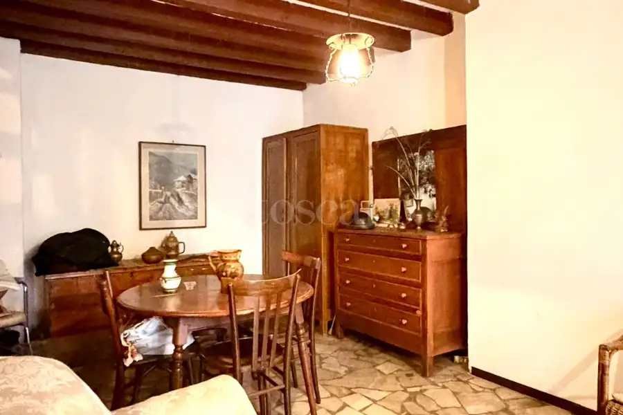 Casa Indipendente in vendita di 149 mq a €750.000 (rif. 3/2026)