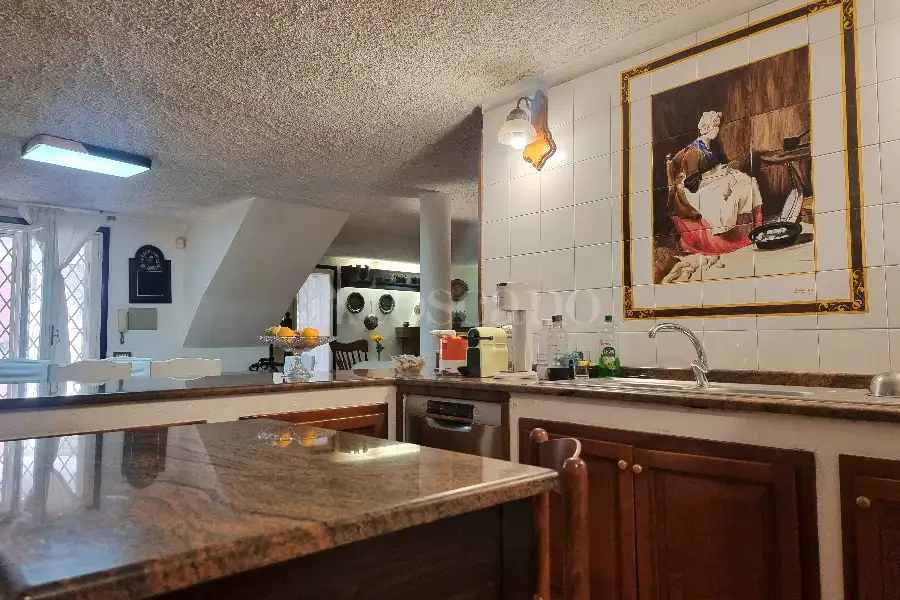 Villa in vendita di 300 mq a €599.000 (rif. 22/2024)