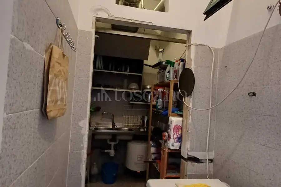 Negozio in affitto di 50 mq a €900 (rif. 2/2026)