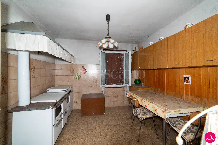 Rustico in vendita di 170 mq a €85.000 (rif. 8/2026)