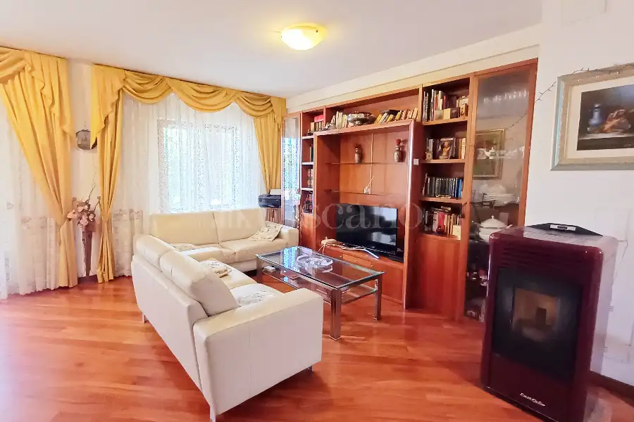 Villino a Schiera in vendita di 160 mq a €310.000 (rif. 21/2026)