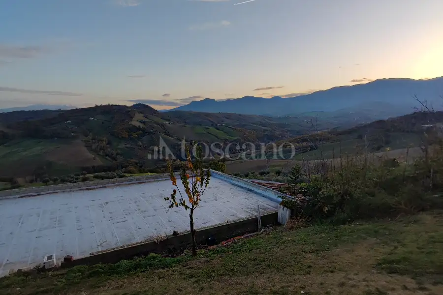 Casale in vendita di 150 mq a €230.000 (rif. 1/2025)