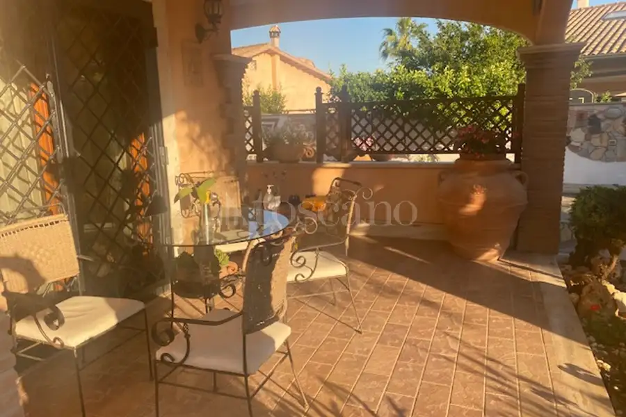 Casa Indipendente in vendita di 260 mq a €460.000 (rif. 68/2026)