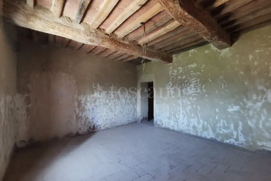 Casale in vendita di 1.200 mq a €470.000 (rif. 35/2023)