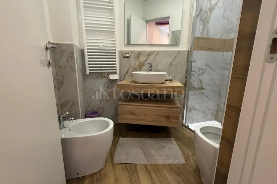 Casa in affitto di 170 mq a €2.500 (rif. 48/2026)