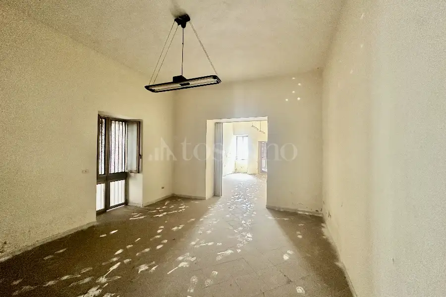Negozio in vendita di 120 mq a €159.000 (rif. 4/2026)