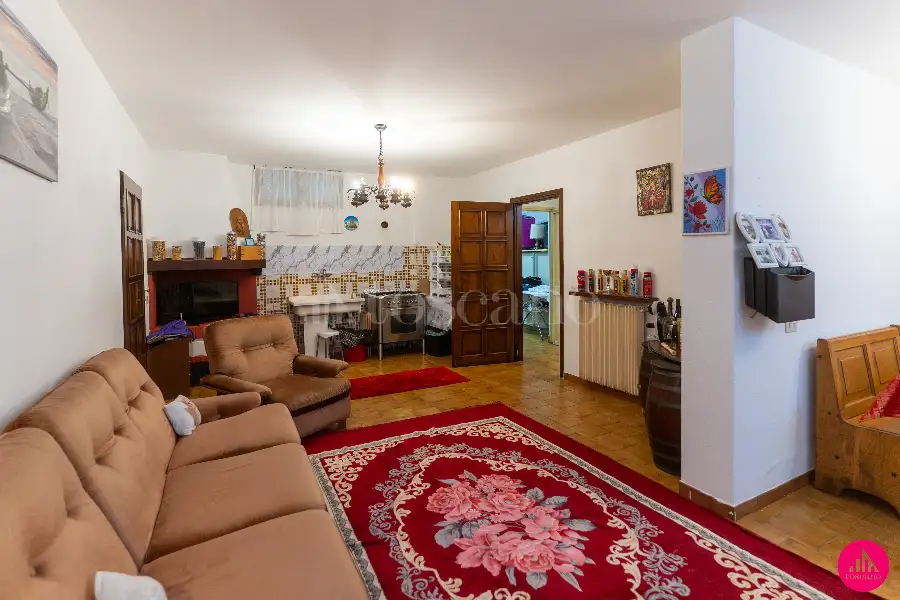 Villino a Schiera in vendita di 194 mq a €345.000 (rif. 99/2026)
