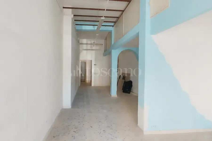 Negozio in vendita di 81 mq a €109.000 (rif. 17/2026)