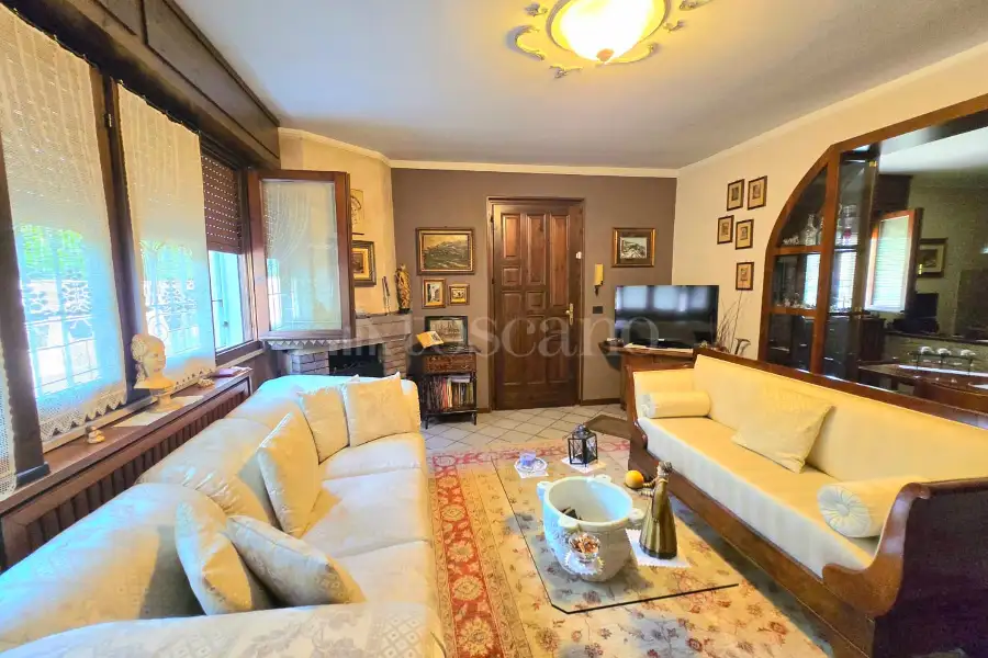 Villa Bifamiliare in vendita di 200 mq a €419.000 (rif. 35/2025)