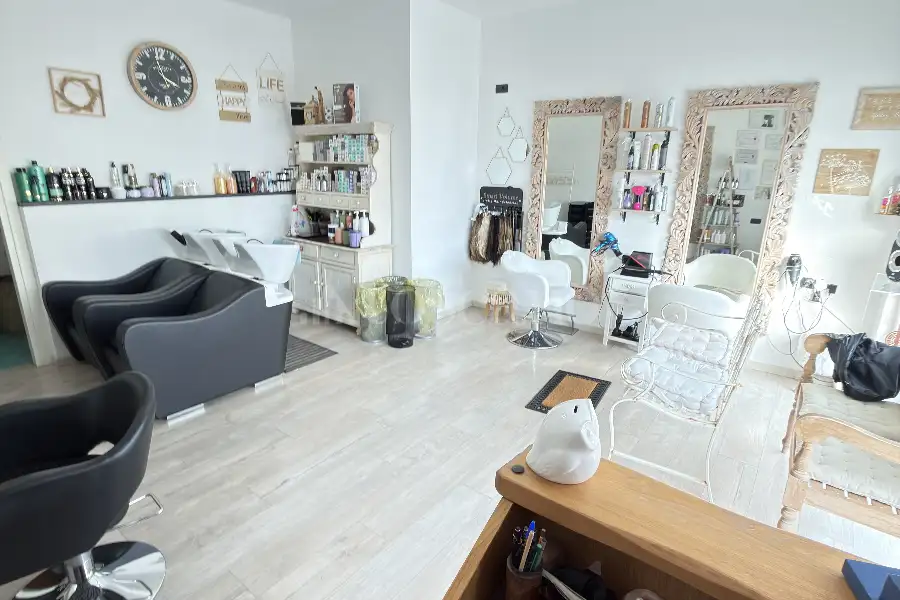 Negozio in vendita di 40 mq a €95.000 (rif. 13/2026)