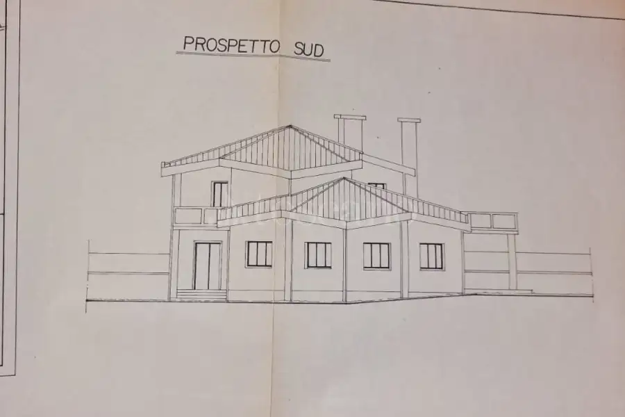 Villa in vendita di 392 mq trattativa riservata (rif. 98/2025)