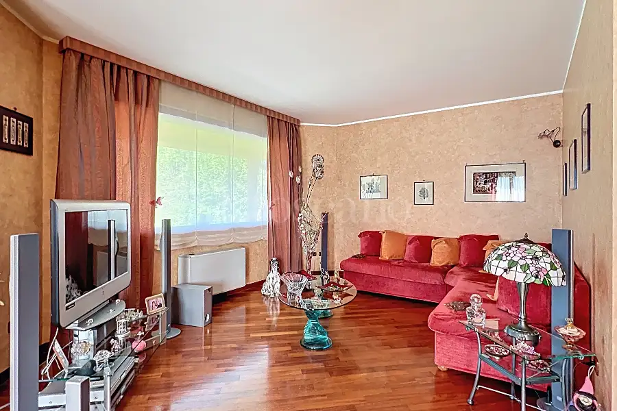 Casa Indipendente in vendita di 330 mq a €590.000 (rif. 82/2025)