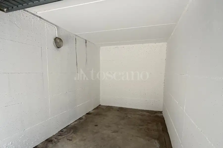 Box in affitto di 17 mq a €110 (rif. 8/2026)