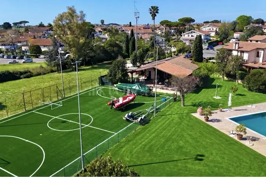 Villa in vendita di 260 mq a €539.000 (rif. 17/2026)
