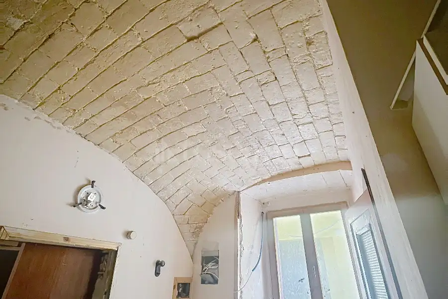 Negozio in vendita di 60 mq a €39.000 (rif. 75/2026)