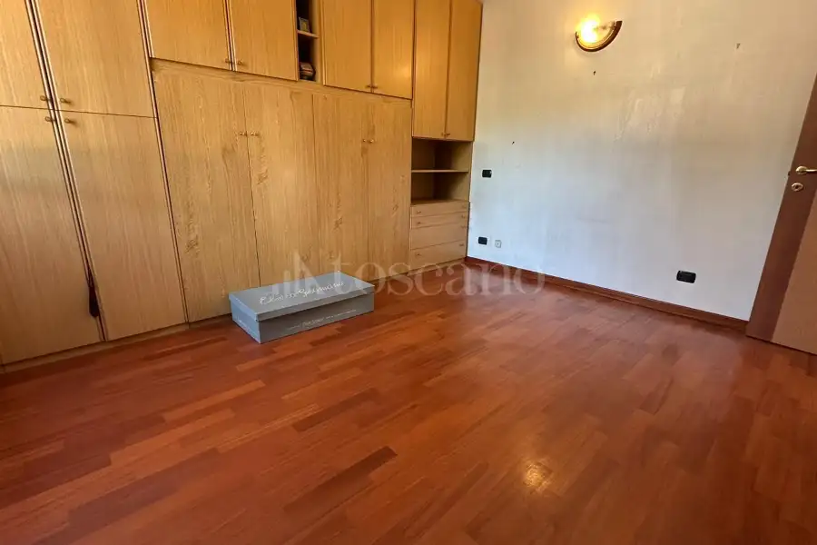 Villa in vendita di 370 mq a €890.000 (rif. 3/2026)