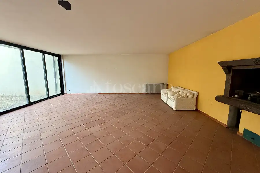 Casa Indipendente in vendita di 418 mq a €560.000 (rif. 64/2025)
