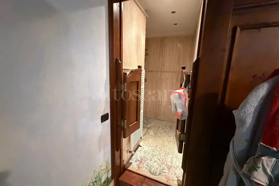 Villa Plurifamiliare in vendita di 430 mq a €395.000 (rif. 19/2026)