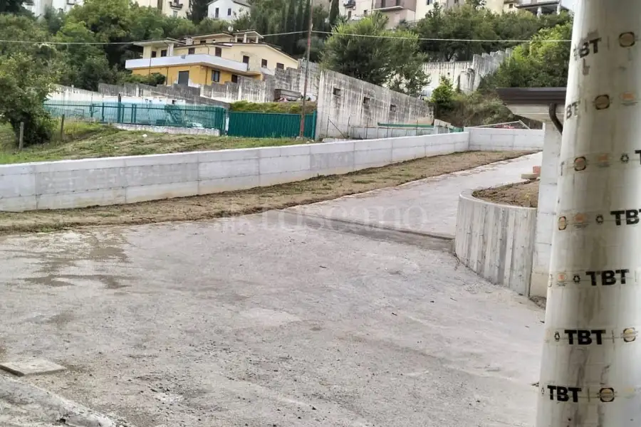Villa Bifamiliare in vendita di 280 mq a €250.000 (rif. 77/2026)