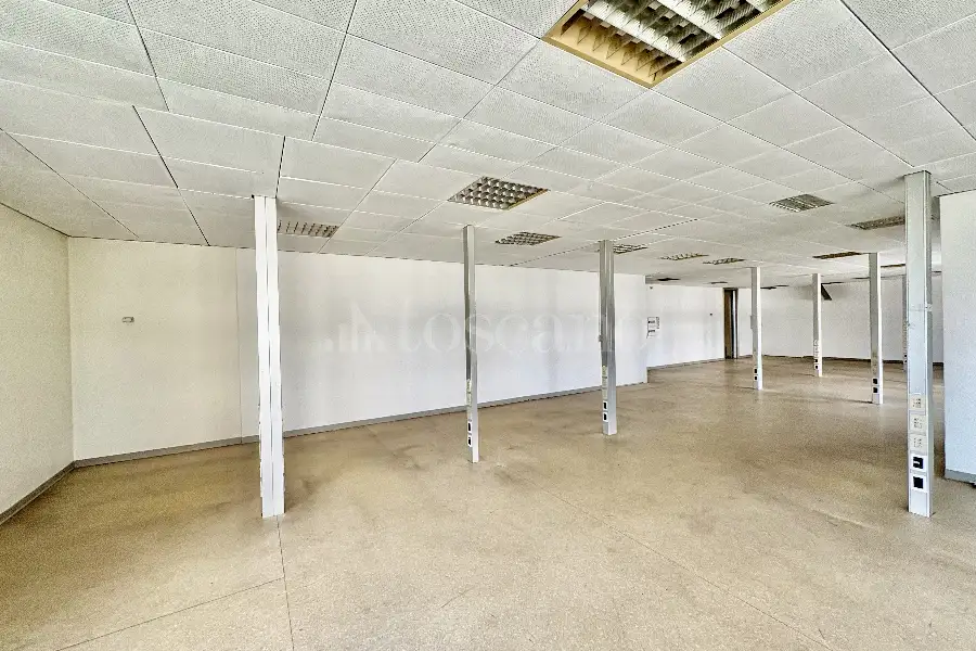 Ufficio in vendita di 150 mq a €215.000 (rif. 20/2026)