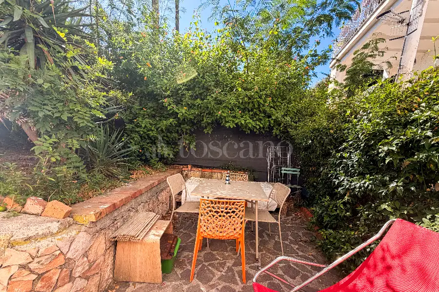 Casa in vendita di 210 mq a €990.000 (rif. 50/2026)