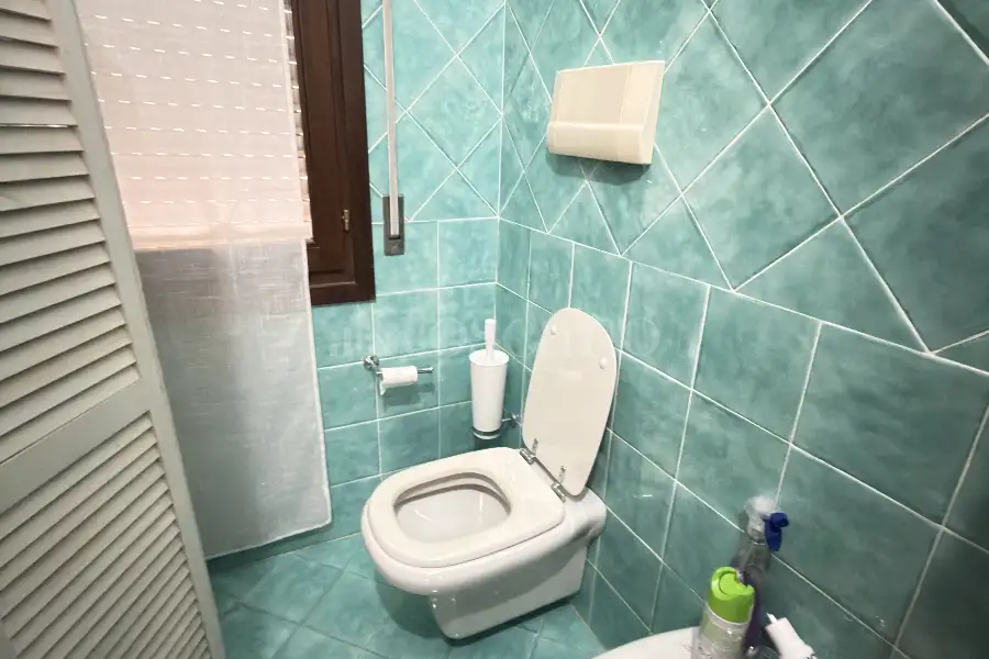 Negozio in vendita di 40 mq a €95.000 (rif. 13/2026)