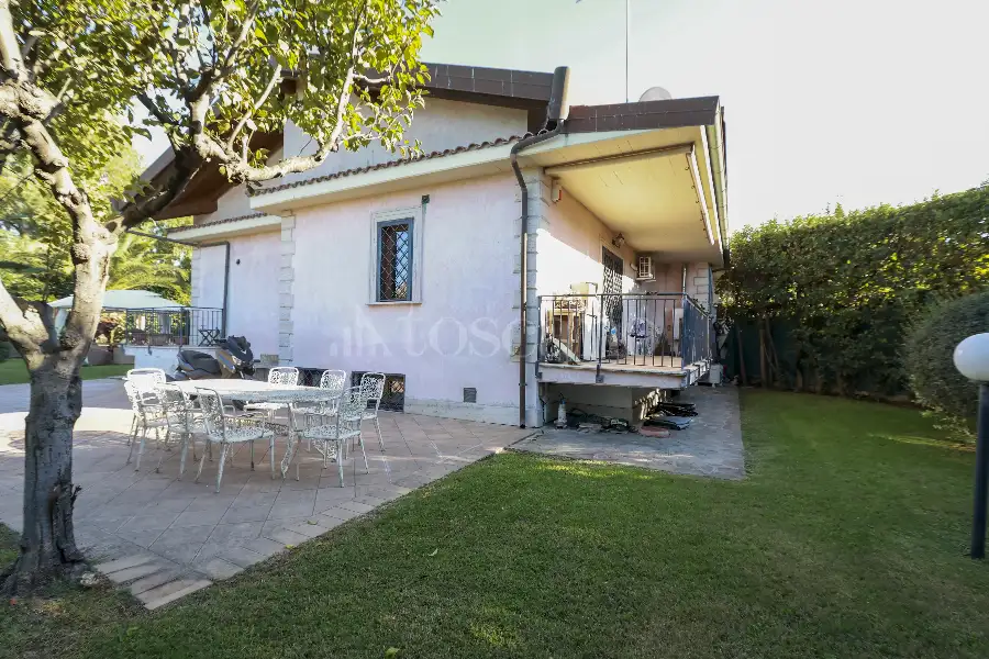 Villa in vendita di 200 mq a €769.000 (rif. 57/2026)