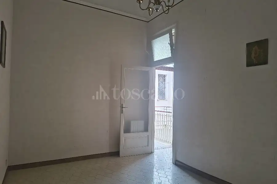 Palazzo in vendita di 585 mq a €338.000 (rif. 51/2026)