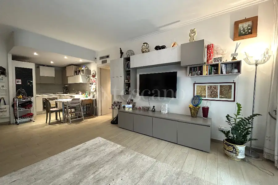 Casa in vendita di 85 mq a €729.000 (rif. 15/2026)