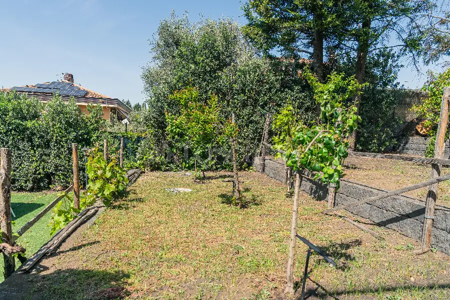 Villa in vendita di 630 mq a €785.000 (rif. 76/2026)