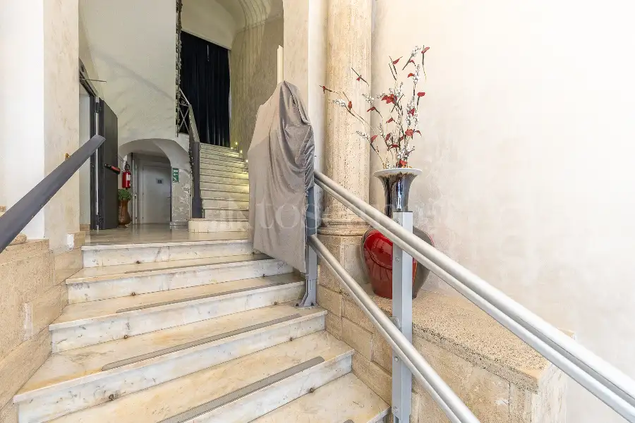Albergo in vendita di 592 mq a €1.999.000 (rif. 17/2025)